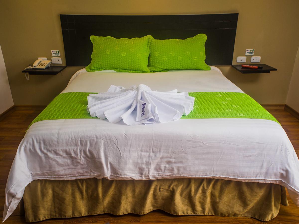 Hotel Sabet كويتو المظهر الخارجي الصورة